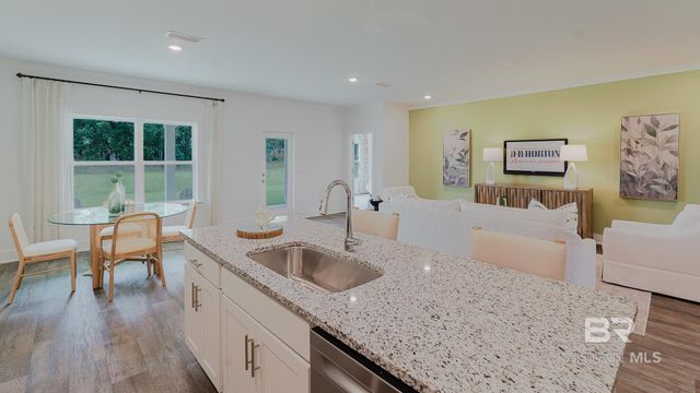 21881 Seabrooke Avenue, Foley, AL 36535