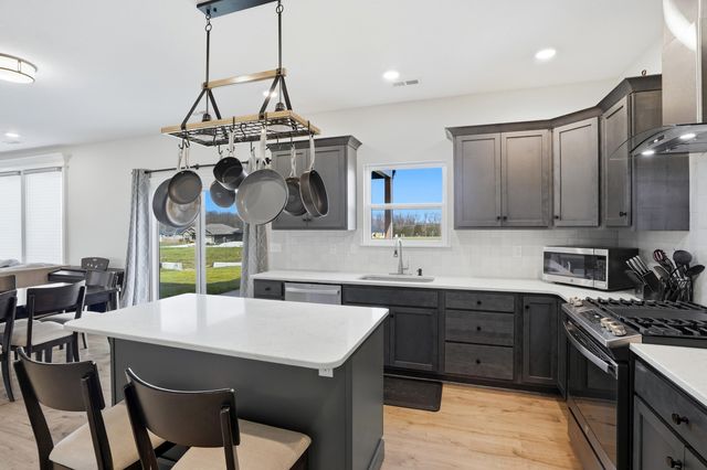 3513 GRAY BIRCH DR, Columbia, MO 65202