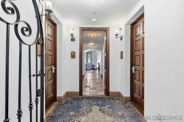 7319 Estrella De Mar Rd 10, Carlsbad, CA 92009