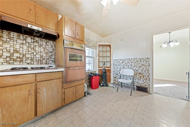 17422 Puritas Avenue, Cleveland, OH 44135