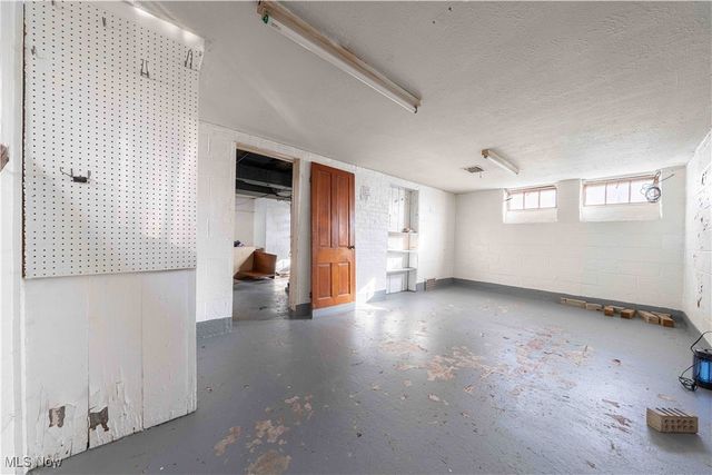 17422 Puritas Avenue, Cleveland, OH 44135