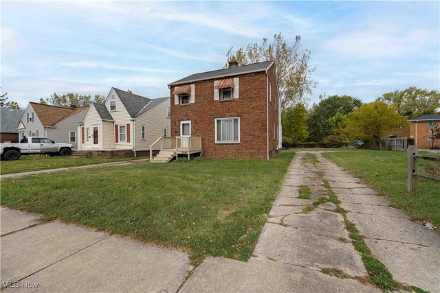 17422 Puritas Avenue, Cleveland, OH 44135