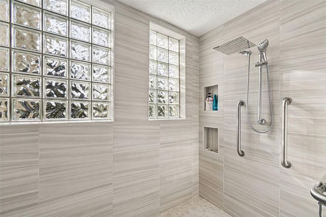 11179 WOODLAND WATERS BOULEVARD, Weeki Wachee, FL 34613