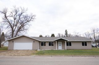 524 3rd Street NW, Mahnomen, MN 56557