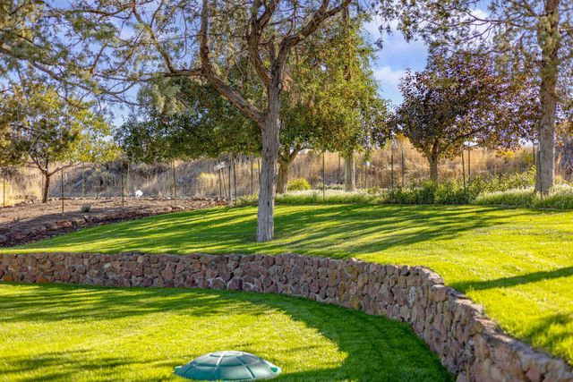 402 Claremont Drive, Madras, OR 97741