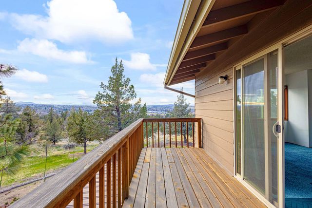 402 Claremont Drive, Madras, OR 97741