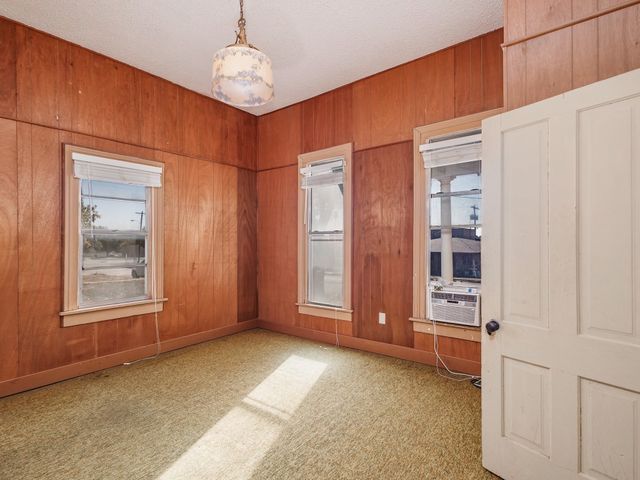 702 Avenue B, Santa Anna, TX 76878