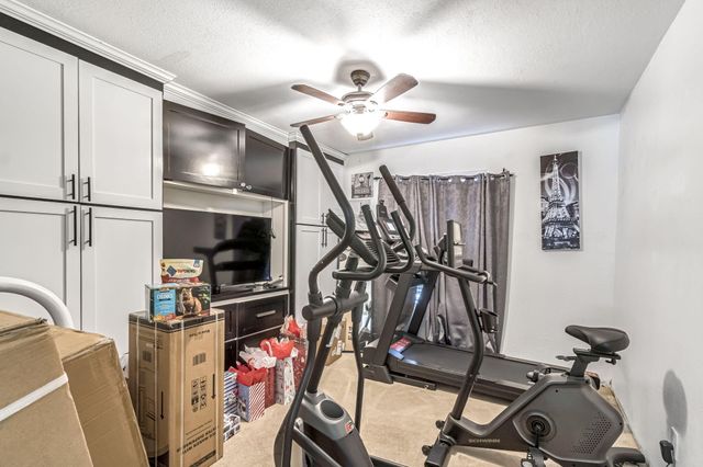 2372 Ironwood Way, Madera, CA 93637