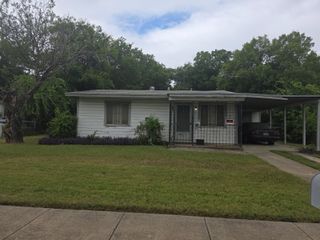 2908 Langston Street, Fort Worth, TX 76105