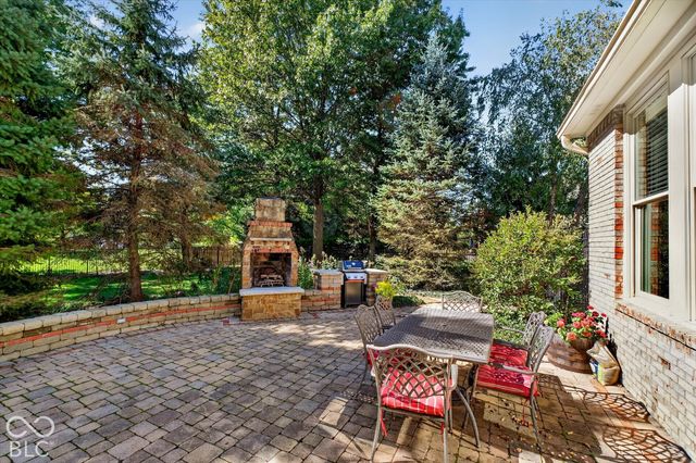 5785 Gyrfalcon Place, Carmel, IN 46033