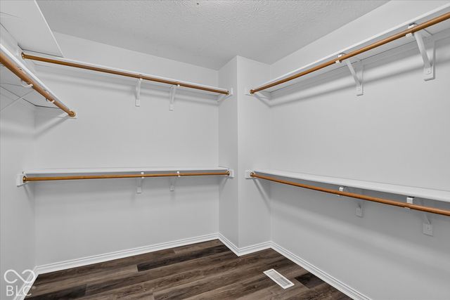 5785 Gyrfalcon Place, Carmel, IN 46033
