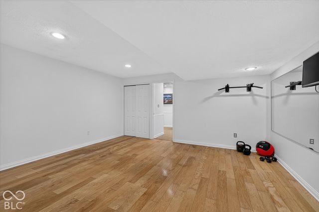 5785 Gyrfalcon Place, Carmel, IN 46033
