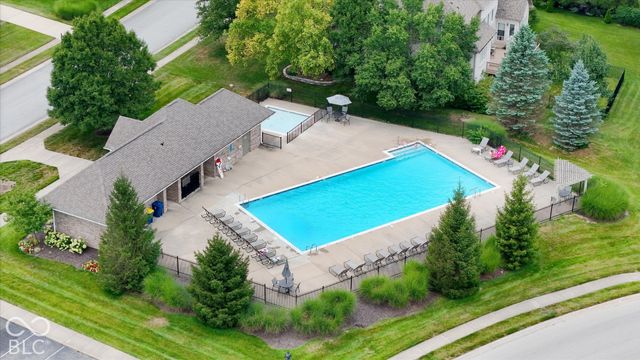 5785 Gyrfalcon Place, Carmel, IN 46033