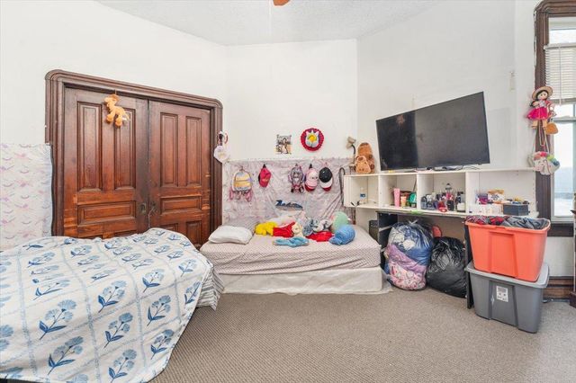 3036 15th Avenue S, Minneapolis, MN 55407