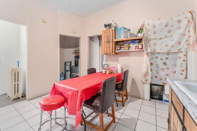 3036 15th Avenue S, Minneapolis, MN 55407