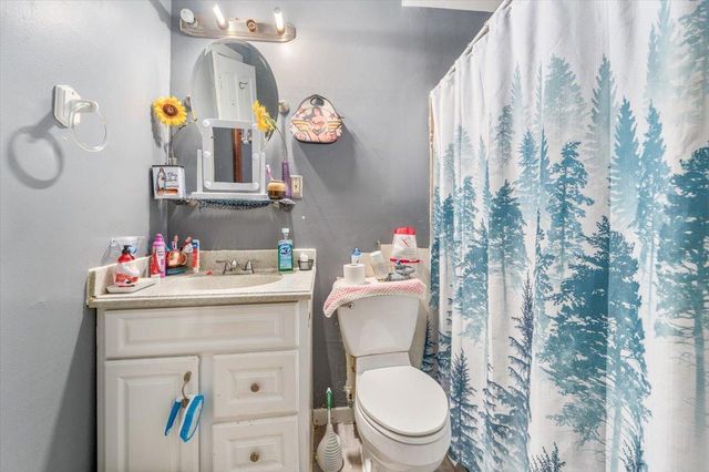 3036 15th Avenue S, Minneapolis, MN 55407