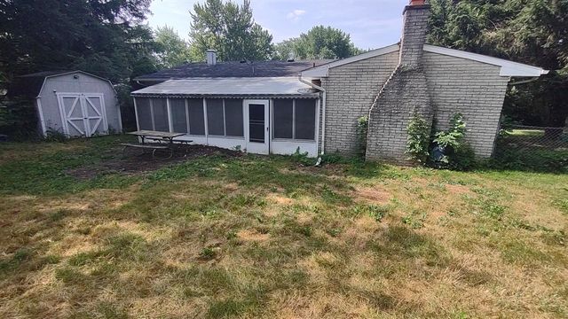 8601 Cedar Court, Ypsilanti, MI 48198
