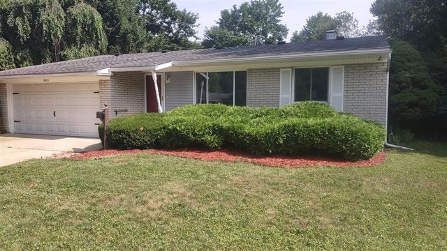 8601 Cedar Court, Ypsilanti, MI 48198