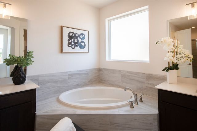 62 Cadena Loop, Los Alamos, NM 87547