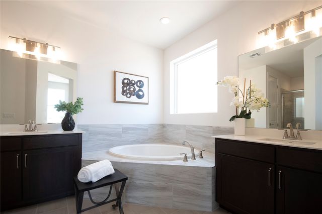 62 Cadena Loop, Los Alamos, NM 87547