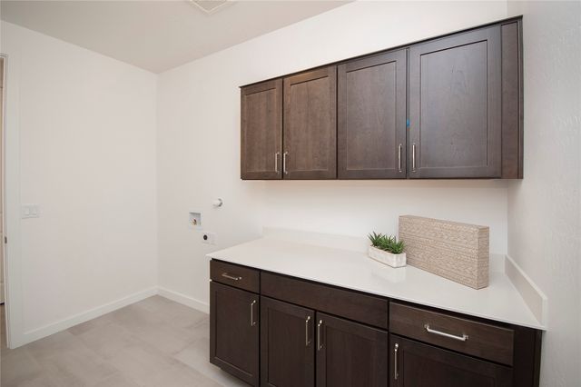 62 Cadena Loop, Los Alamos, NM 87547