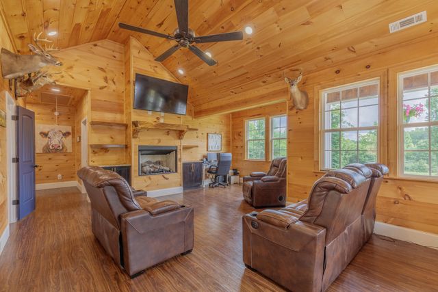 1868 E Emerson Road, Cohutta, GA 30710
