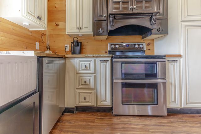 1868 E Emerson Road, Cohutta, GA 30710
