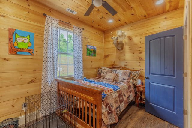 1868 E Emerson Road, Cohutta, GA 30710