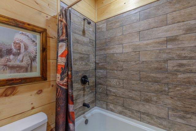 1868 E Emerson Road, Cohutta, GA 30710