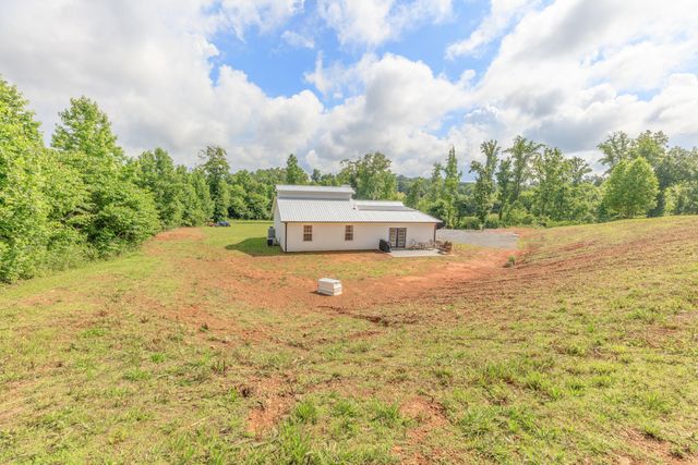 1868 E Emerson Road, Cohutta, GA 30710