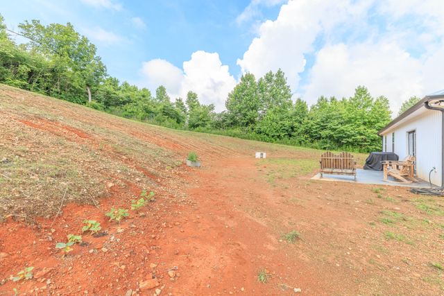 1868 E Emerson Road, Cohutta, GA 30710