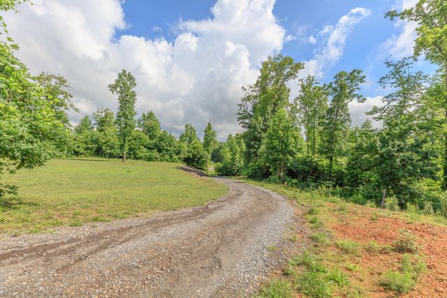 1868 E Emerson Road, Cohutta, GA 30710