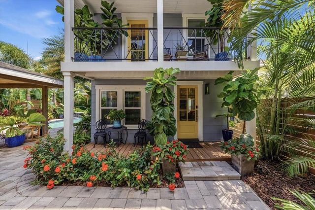 2450 BURLINGTON AVENUE N, St Petersburg, FL 33713