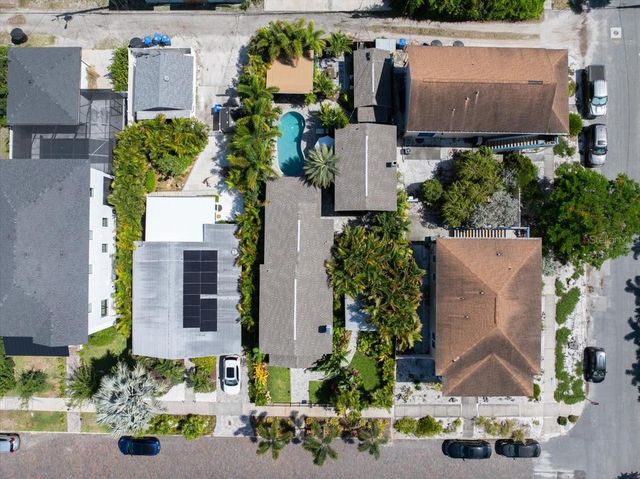 2450 BURLINGTON AVENUE N, St Petersburg, FL 33713