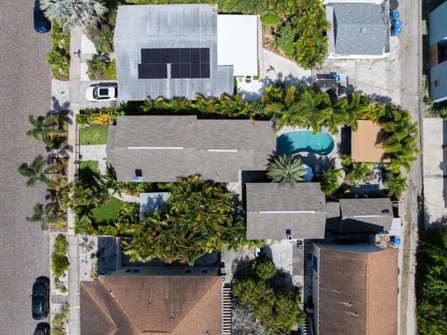 2450 BURLINGTON AVENUE N, St Petersburg, FL 33713