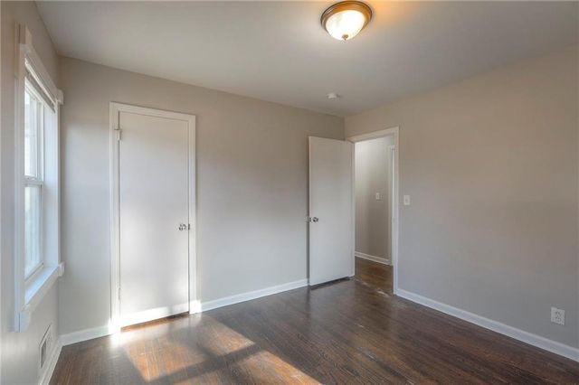 7212 Oxford Avenue, Raytown, MO 64133