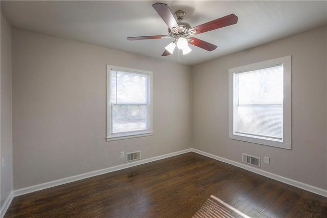 7212 Oxford Avenue, Raytown, MO 64133