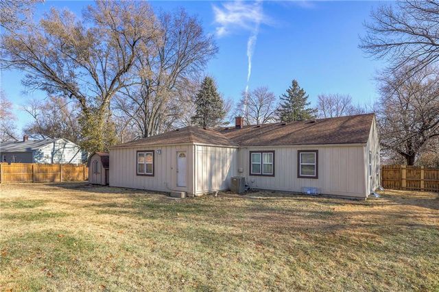 7212 Oxford Avenue, Raytown, MO 64133