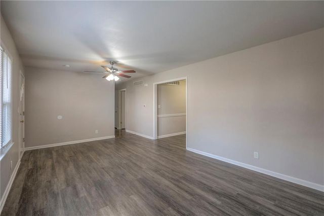 7212 Oxford Avenue, Raytown, MO 64133