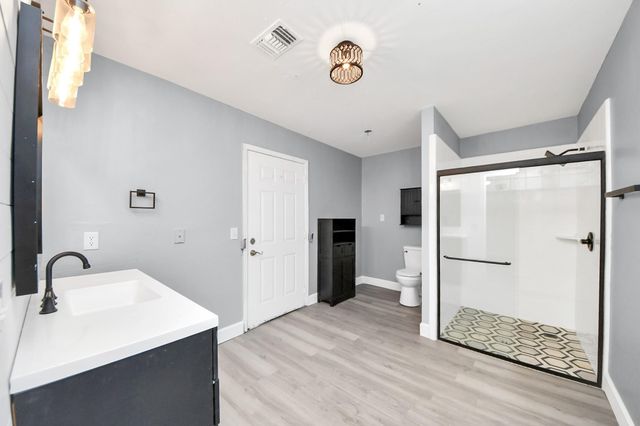 5606 Elmlawn Drive, Houston, TX 77033