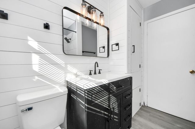 5606 Elmlawn Drive, Houston, TX 77033