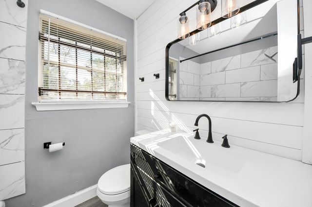 5606 Elmlawn Drive, Houston, TX 77033