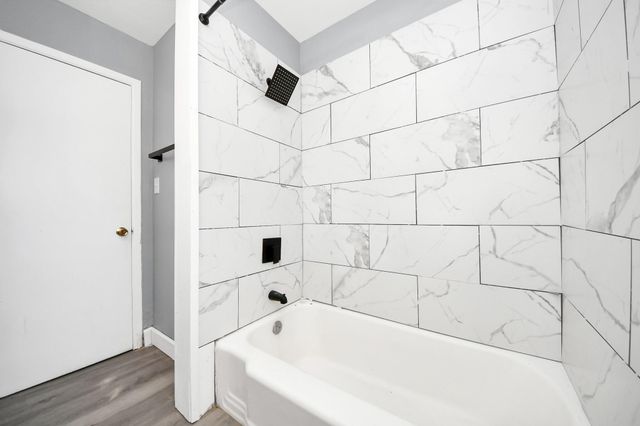 5606 Elmlawn Drive, Houston, TX 77033