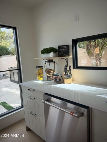 7330 E LAS PALMARITAS Drive, Scottsdale, AZ 85258