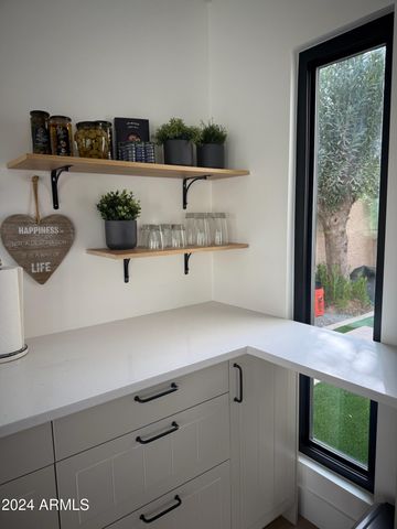 7330 E LAS PALMARITAS Drive, Scottsdale, AZ 85258