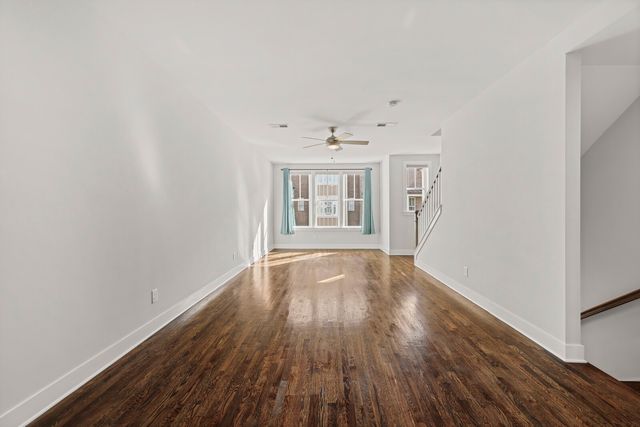 207 Porter Village Cir, Nashville, TN 37206