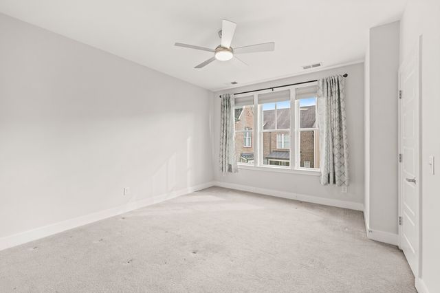 207 Porter Village Cir, Nashville, TN 37206