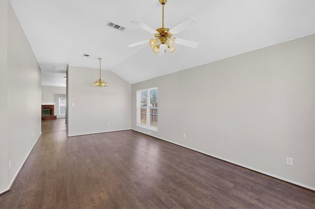 1025 Caleb Street, Burleson, TX 76028