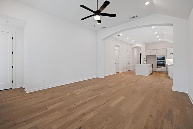 120 Fox RUN, Georgetown, TX 78628