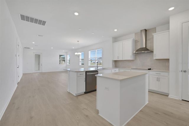 5161 BLANKET FLOWER STREET, Apopka, FL 32712